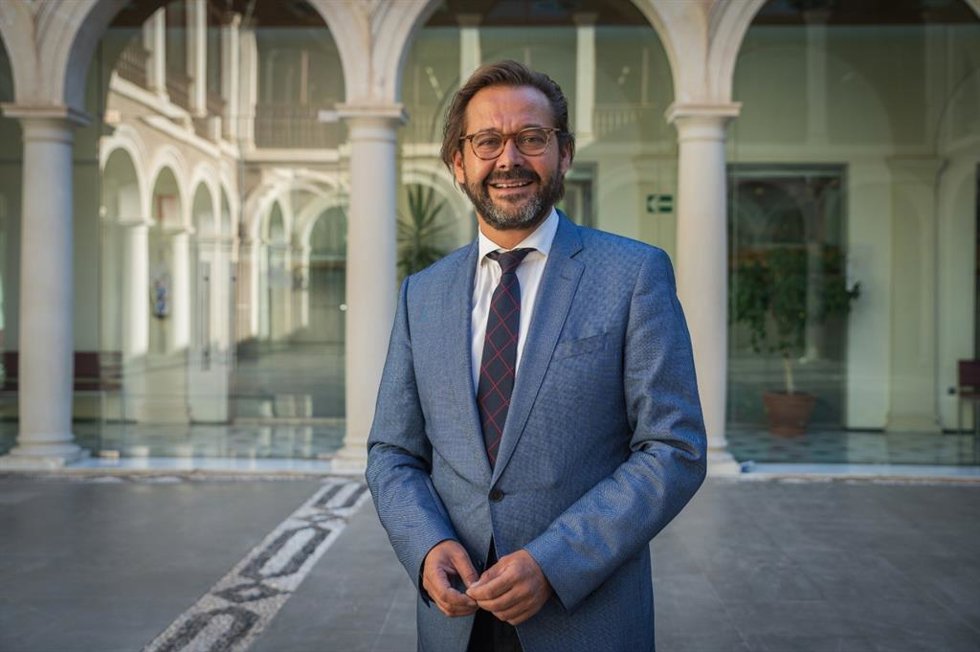 Archivo - El delegado del Gobierno andaluz en Granada, Antonio Granados, en imagen de archivo