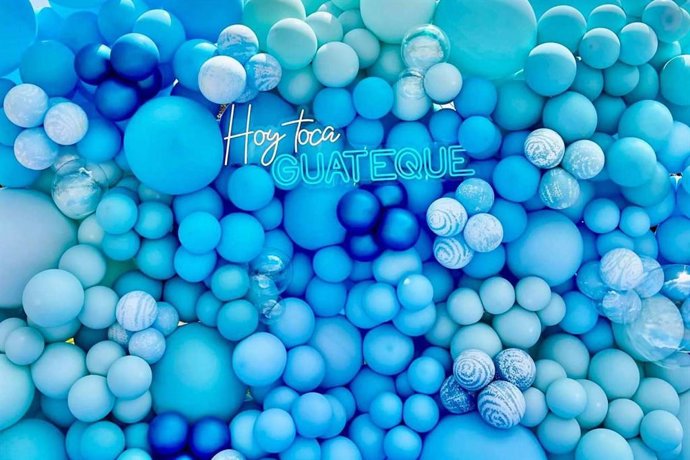 Decoración con globos para eventos corporativos, festivales y establecimientos