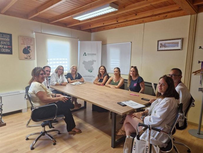 Eva Pajares con la Asociación Española contra el Cáncer en Algeciras.