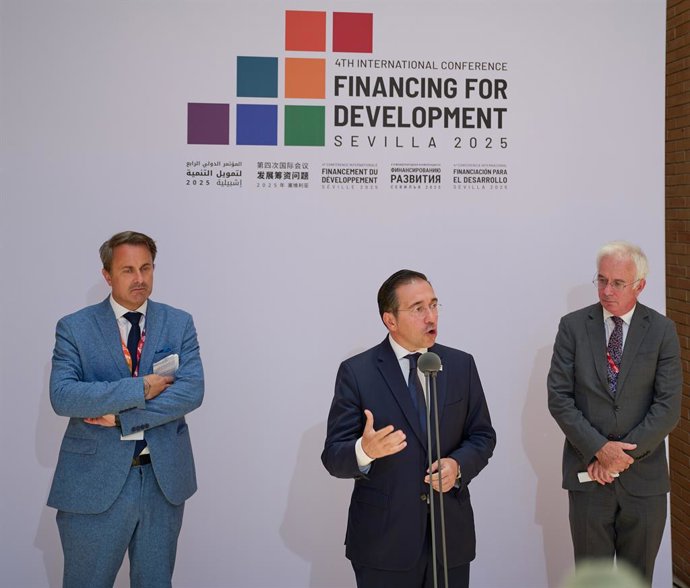 El ministro de Asuntos Exteriores, Unión Europea y Cooperación, José Manuel Albares, en la Conferencia Internacional sobre la Financiación para el Desarrollo de Sevilla.