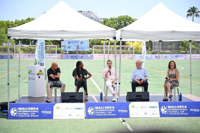 Conferencia "Deporte y Valores" en Calvià
