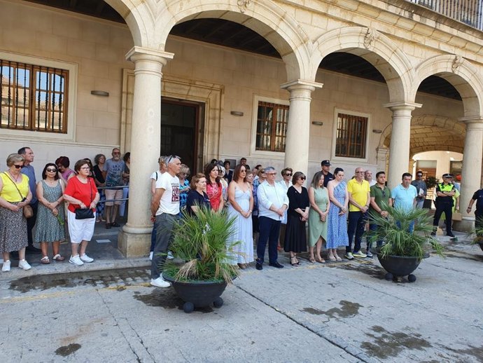 Minuto de silencio en Guadix