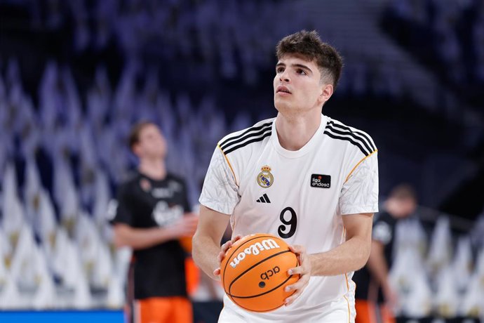Hugo Gonzalez Pena of Real Madrid warms up during the Spanish League, Final first leg of Liga ACB Endesa, basketball match played between Real Madrid and Valencia Basket at Movistar Arena on June 20, 2025, in Madrid, Spain.