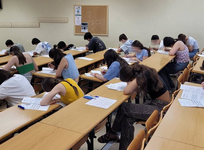 Estudiantes en la prueba de la acceso a la universidad en la convocatoria extraordinaria de julio de 2024.