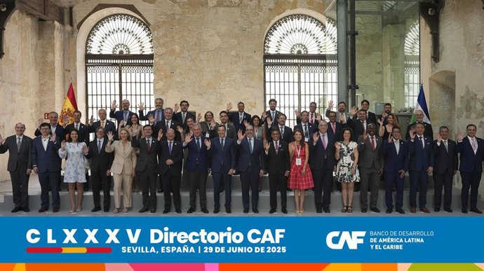 El Banco de Desarrollo de América Latina y el Caribe (CAF) ha aprobado este domingo 5.200 millones de dólares para 16 operaciones en diez países de la región, enfocadas en el desarrollo sostenible, y ha incorporado a Guatemala y Santa Lucía