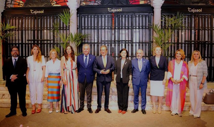 El alcalde de Sevilla, José Luis Sanz, ha inaugurado esta tarde, en la Fundación Cajasol, la Asamblea Mundial de Gobiernos Locales y Regionales