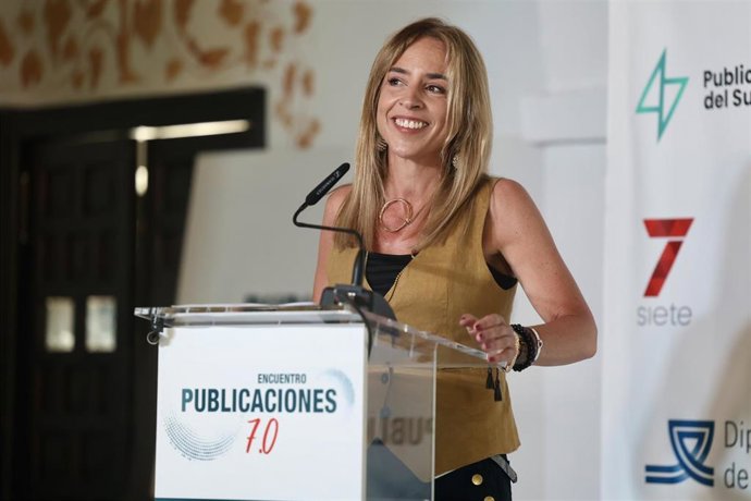 La presidenta de la Diputación, Almudena Martínez, interviene en el encuentro 'Infraestructuras en la provincia de Cádiz: desafíos y agenda urgente' que organiza Publicaciones del Sur.