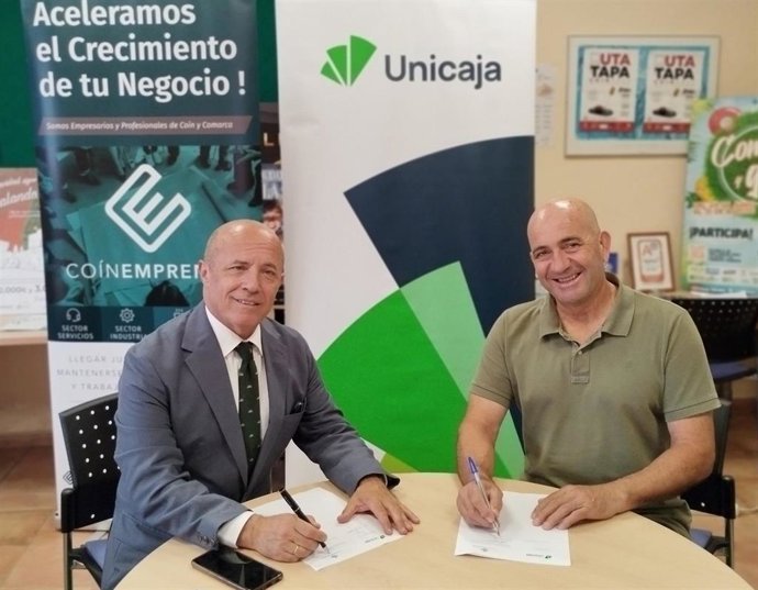 Al acto de la firma, han asistido, por parte de Unicaja, el director de Málaga Costa, Francisco Javier Prieto García, y, en representación de la asociación empresarial, Rafael Cárdenas Márquez