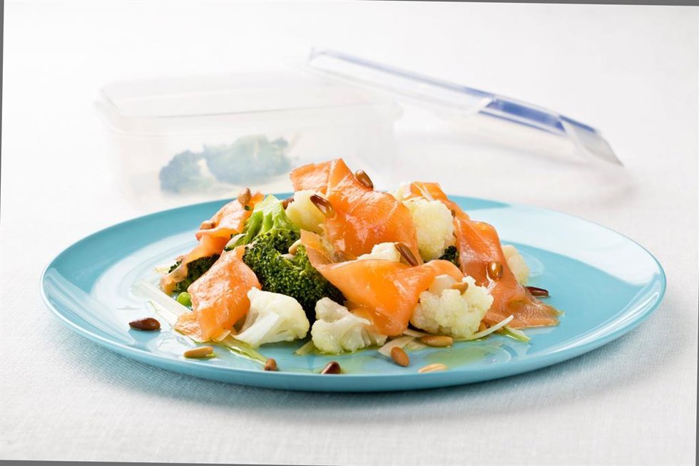 Ensalada con Salmón de Noruega ahumado
