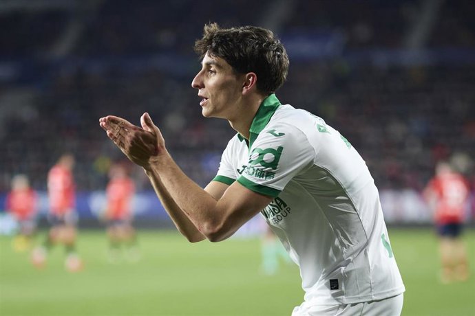 Archivo - Ramon Terrats of Getafe CF celebrates after scoring goal during the LaLiga EA Sports match between CA Osasuna and Getafe CF at El Sadar on March 16, 2025, in Pamplona, Spain.