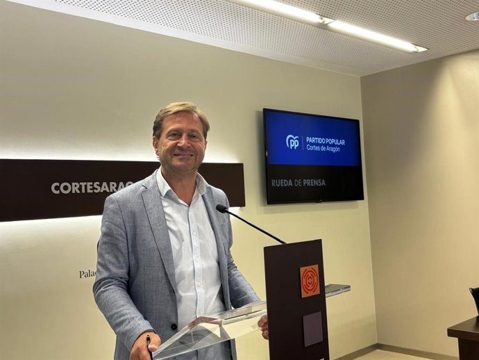El portavoz del PP Aragón, Fernando Ledesma.