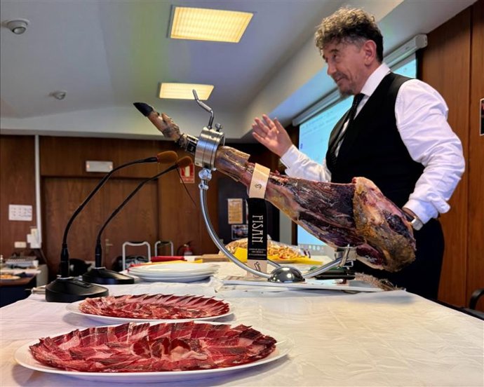 O consumo de presunto ibérico reduz a inflamação muscular e acelera a regeneração após o treinamento.