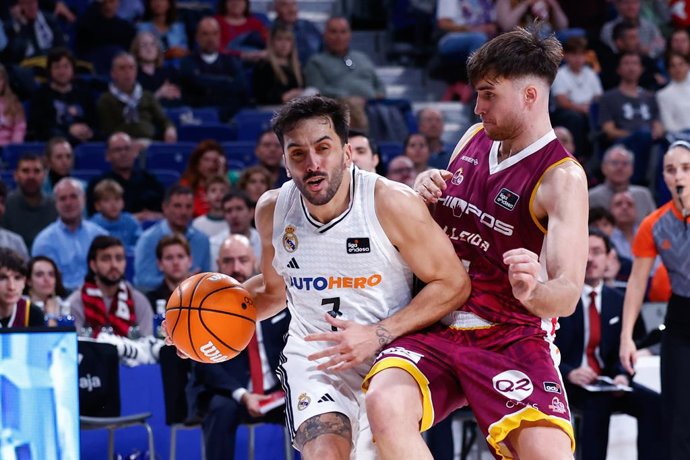 Archivo - Rafa Villar Real Madrilen aurkako partida batean