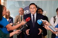 Villamandos reconoce en Granada "desasosiego" con la acreditación de los grados de IA pero garantiza su "independencia"