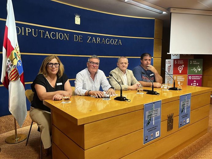 Rueda de prensa sobre la obtención de la Bandera Verde de La Ruta de la Garnacha por parte de Vera de Moncayo, en la DPZ.