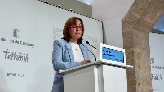 La consellera de Territori, Habitatge i Transició Ecològica i portaveu de la Generalitat, Sílvia Paneque, en una roda de premsa