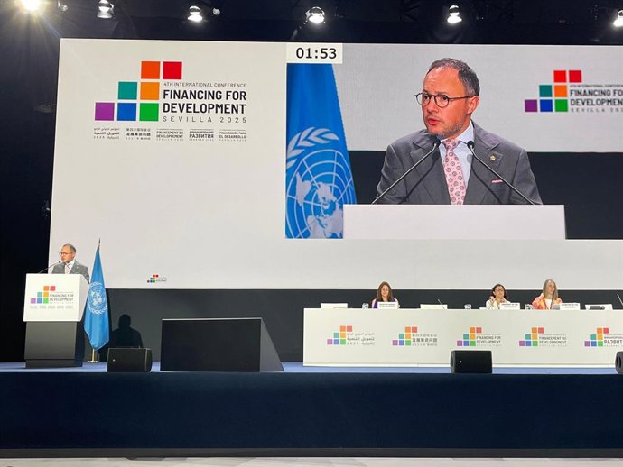 Espot durante su intervención