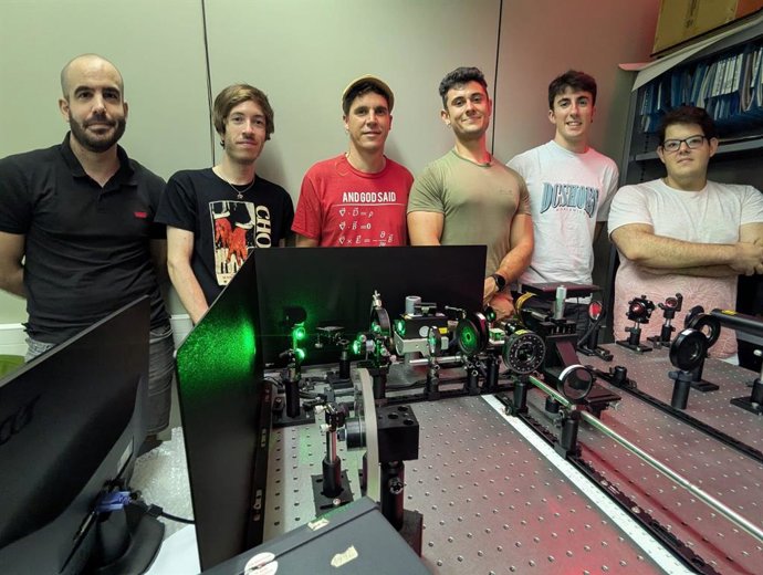 La UA diseña lentes multifocales "más precisas" mediante inteligencia artificial