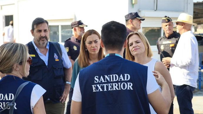 Visita de Bernabé i Barcones a les instal·lacions del Port de València per l'OPE