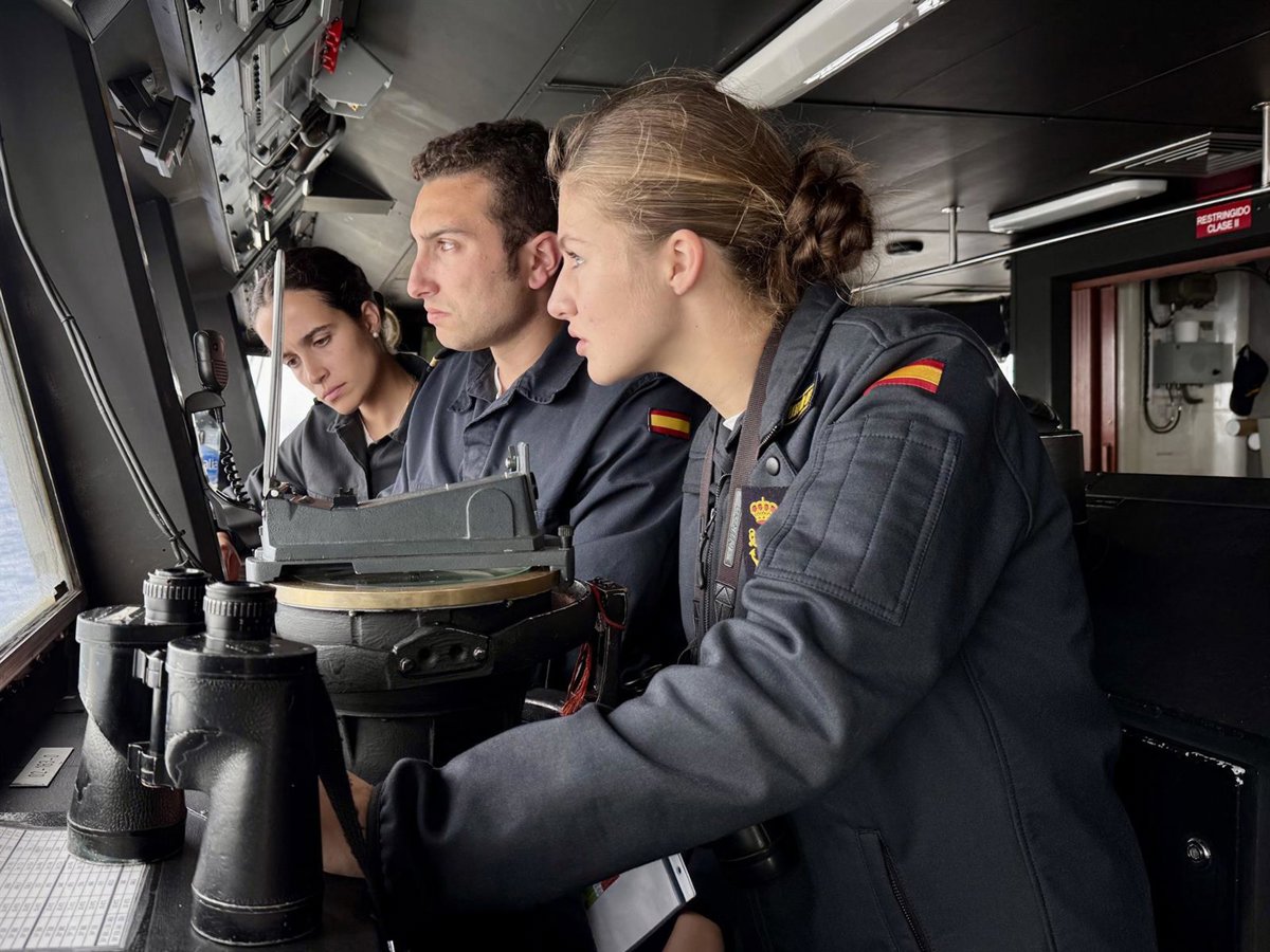 La Princesa Leonor, ejemplo de cercanía y compromiso en la recta final de su formación militar naval