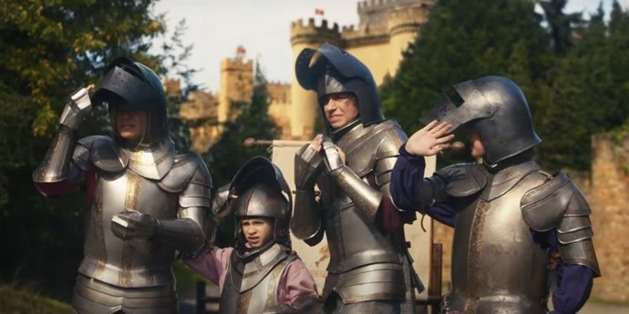 Viaje a la Edad Media en el tráiler de Sin cobertura, la comedia medieval con Alexandra Jiménez y Ernesto Sevilla
