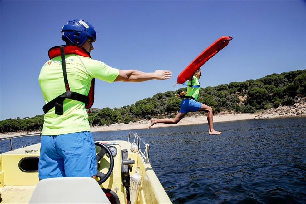 Archivo - (Foto De ARCHIVO) Trabajos De Verano Más Raros Y Divertidos