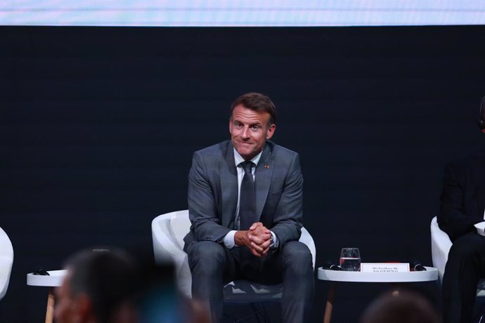 O Presidente da República Francesa, Emmanuel Macron, durante seu discurso. Em 30 de junho de 2025, em Sevilha, Andaluzia (Espanha). O Presidente da República Francesa, Emmanuel Macron, participa de um discurso de abertura no IV Fórum Mundial da Juventude 
