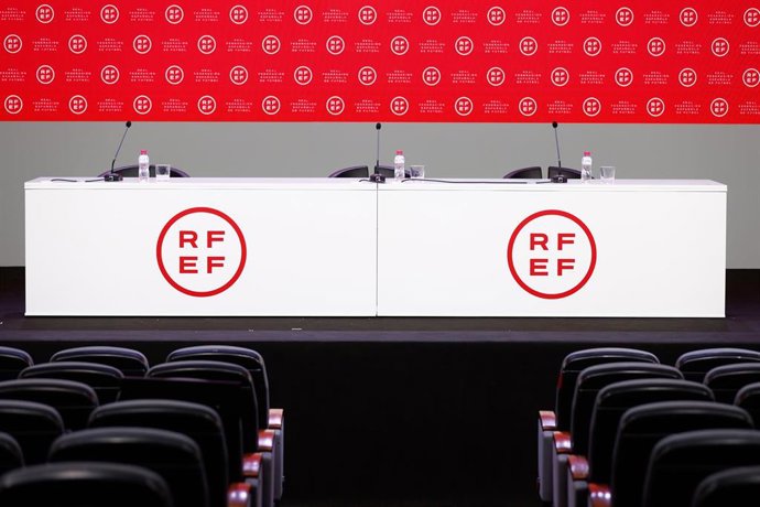 Archivo - La RFEF congela las cuotas de las licencias para todo el fútbol español en la temporada 2025/26.