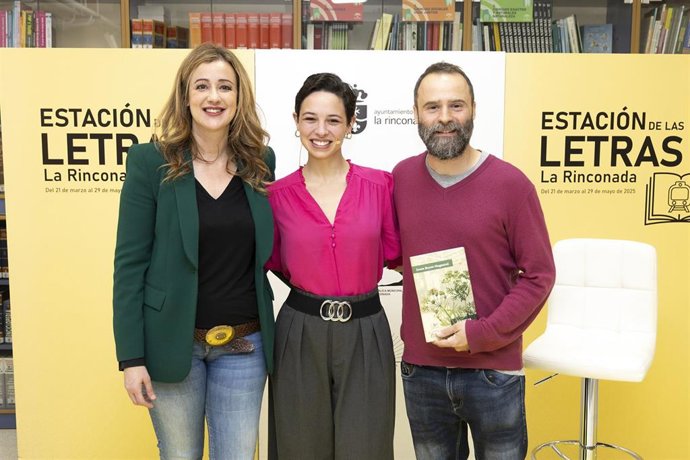Archivo - Actividad de La Estación de las Letras de La Rinconada (Sevilla). (Foto de archivo).