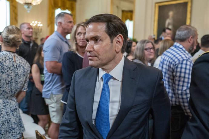 26 de junho de 2025, Washington, Distrito de Columbia, EUA: O secretário de Estado dos Estados Unidos, Marco Rubio, sai da Sala Leste depois que o presidente Donald Trump discursou durante o evento "One, Big, Beautiful Event" na Sala Leste da Casa Branca 