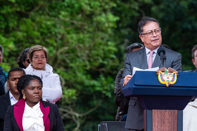 Archivo - El presidente colombiano, Gustavo Petro, y la vicepresidenta, Francia Márquez, durante un acto conmemorativo de la Batalla de Boyacá, en la que Colombia obtuvo la independencia de España