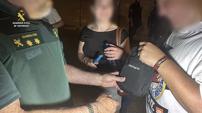 Inspección Guardia Civil durante el Holika