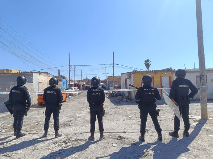 Operativo de la Policía Nacional en Son Banya