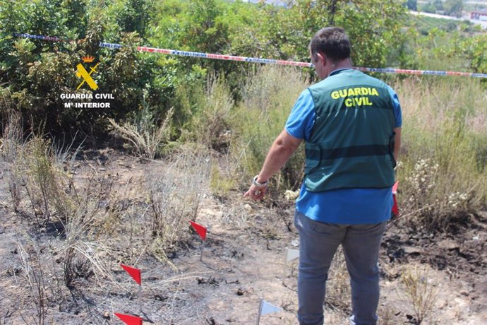 Detenida una mujer acusada de provocar un incendio forestal en Torreblanca