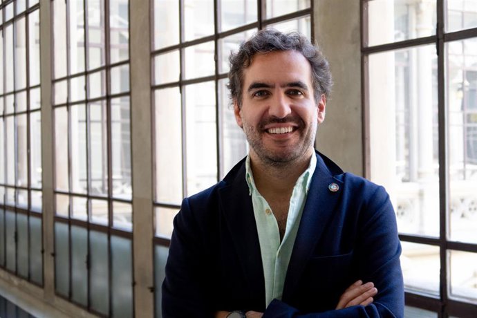 Alberto García-Basteiro, uno de los premiados