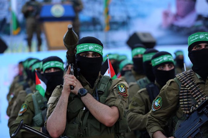 Archivo - Arquivo - Membros da Brigada Ezzeldin al-Qassam, braço armado do Movimento de Resistência Islâmica (Hamas)