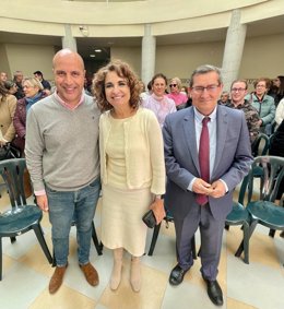 Archivo - Nazario Montes, a la izquierda en la imagen de archivo con María Jesús Montero y José Entrena en Otura
