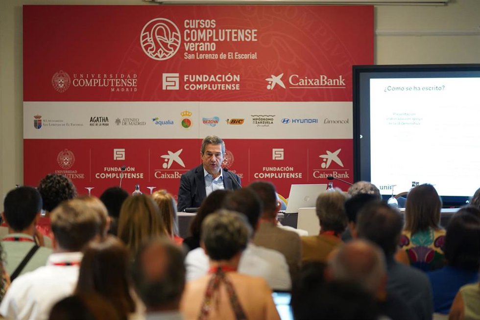 El director general de la Universidad Internacional de La Rioja (UNIR), Miguel Arrufat Pujol