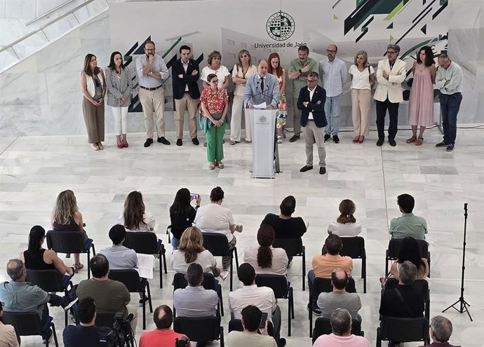 Rueda de prensa sobre el Grado de Ingeniería Biomédica.