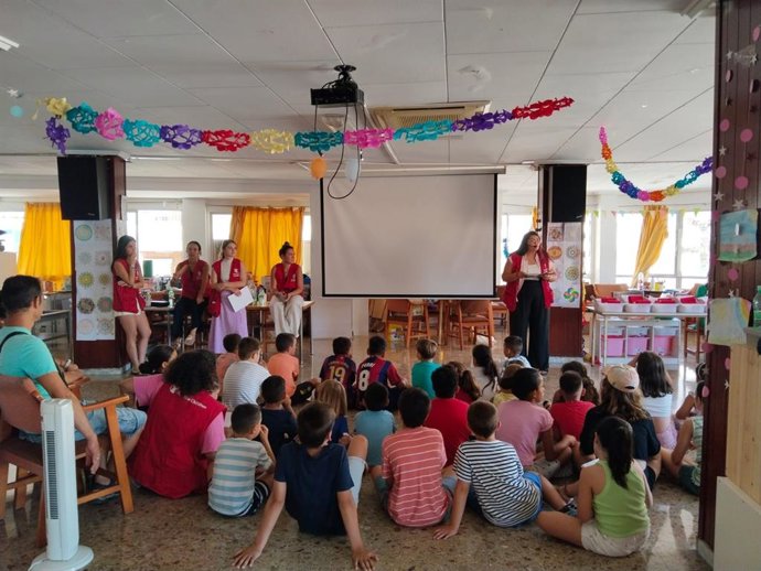 Finalitza l'Espai Amigable per a la Infància de Save the Children a Sedaví després de huit mesos