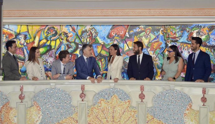 La consejera Carmen Conesa y su equipo, en la Asamblea Regional para la presentación de los presupuestos de Turismo, Cultura, Juventud y Deportes