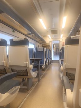 Vagón de uno de los trenes de media distancia que cubre el trayecto Jaén-Madrid