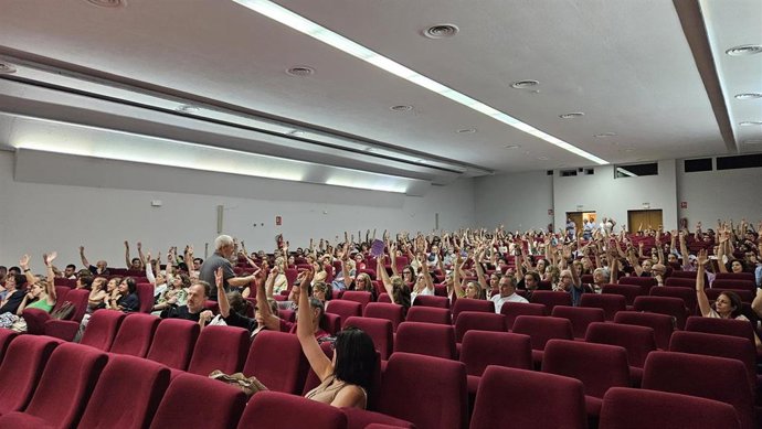 Asamblea General Extraordinaria del Muy Ilustre Colegio Oficial de Farmacéuticos de Valencia (MICOF)