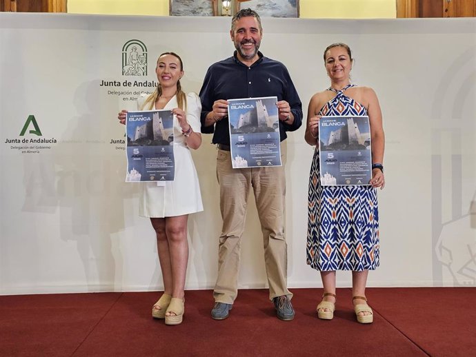 Presentación de la 'Noche blanca' de Vélez-Blanco (Almería).