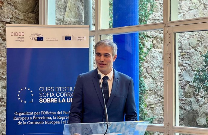 El secretario de Estado para la UE, Fernando Sampedro, en un acto en el Cidob