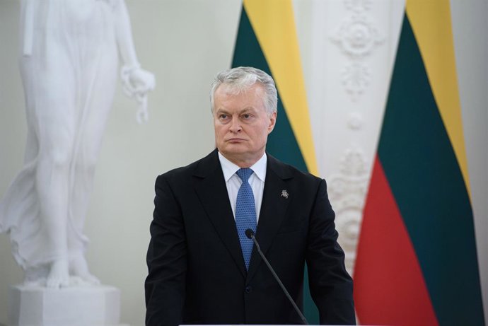 Archivo - 9 de fevereiro de 2025, Vilnius, Lituânia: O presidente da Lituânia, Gitanas Nauseda, faz um pronunciamento no palácio presidencial em Vilnius, Lituânia Cerimônias oficiais marcando o Dia da Independência Energética do Báltico ocorreram em Vilni