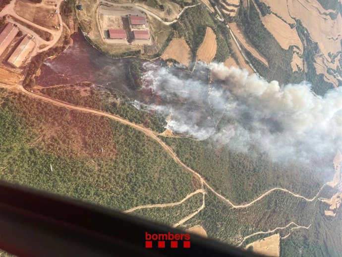 Imatge aèria de l'incendi a Pinós (Lleida)
