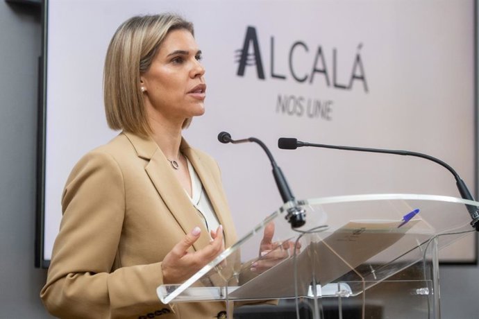 Archivo - La alcaldesa de Alcalá, Judith Piqueta, ha expresado su malestar por la opacidad informativa del delegado de Gobierno en torno al CAED