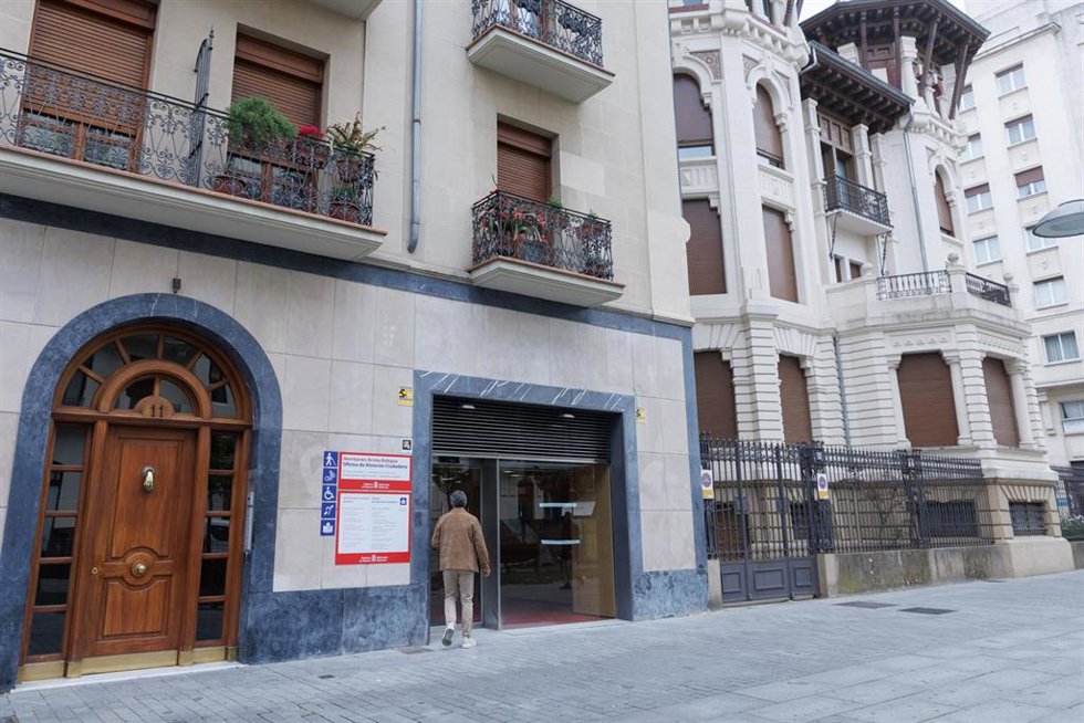 Archivo - Oficina de Atención Ciudadana de Pamplona, ubicada en la Avenida Roncesvalles.