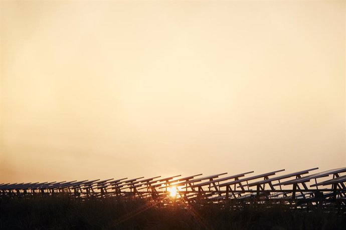 Archivo - El parque solar de Vilardevósen Vilardevós, Ourense, Galicia (España).